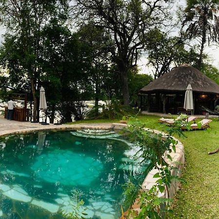 Hippo LodgeKafue エクステリア 写真