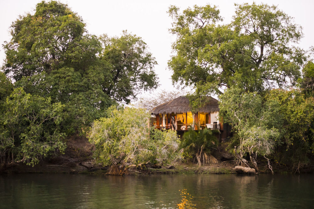 Hippo LodgeKafue エクステリア 写真