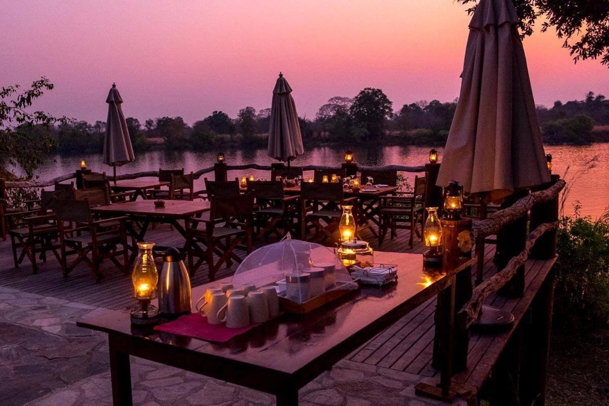 Hippo LodgeKafue エクステリア 写真